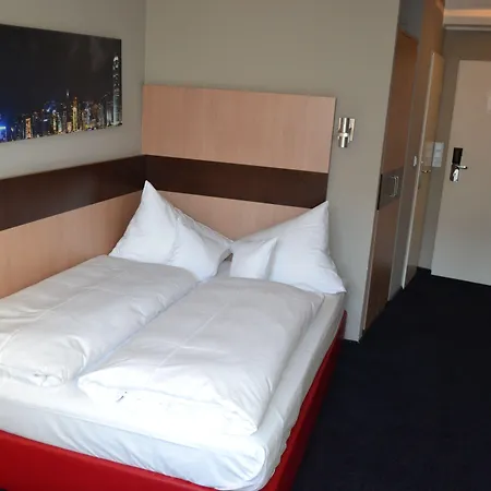 Hotel Am Rothenbaum-3